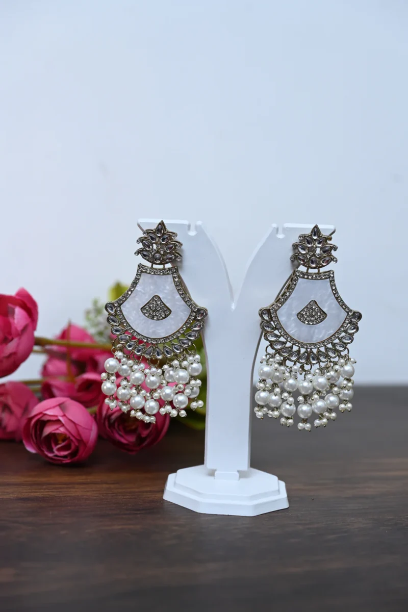 Chandra Tara Pearl Earrings