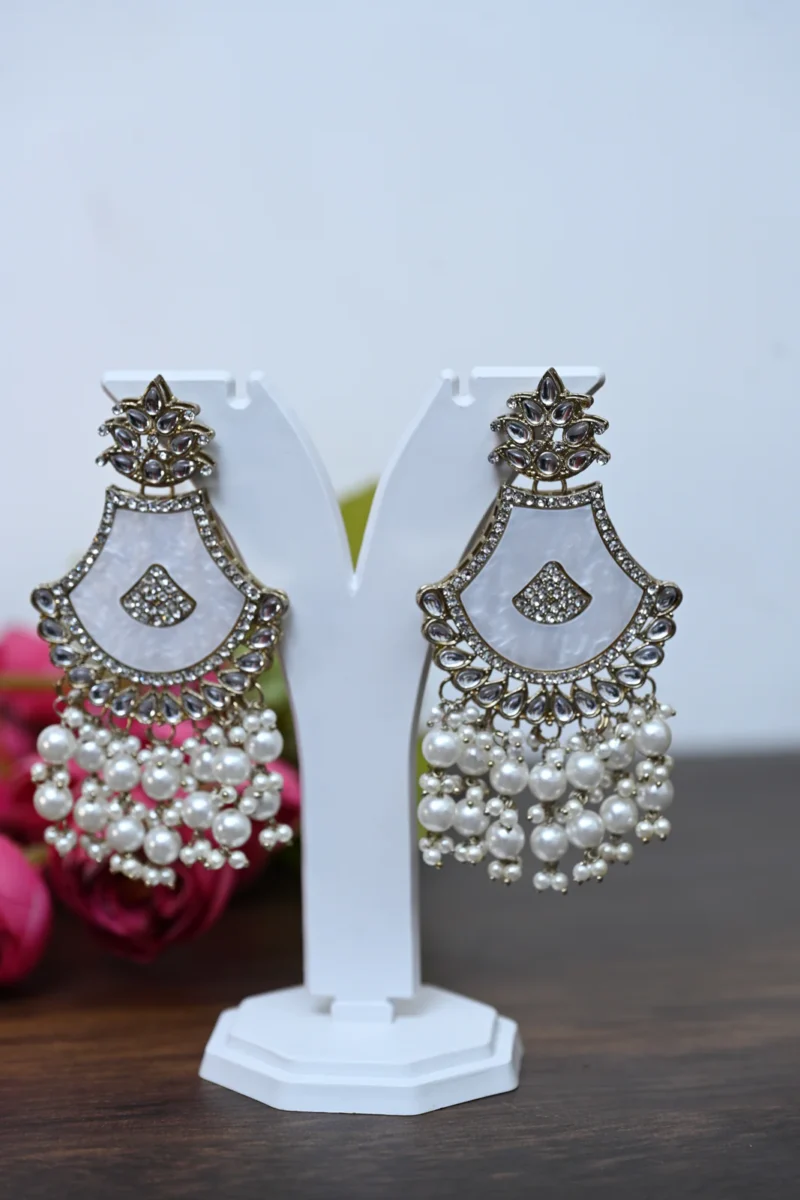 Chandra Tara Pearl Earrings - Image 3
