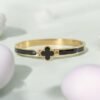 Noir Bloom Bracelet – Glossy Black & Gold Accent