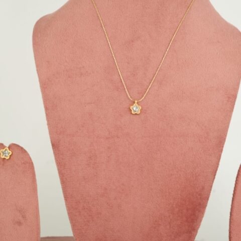 Twinkle Star Set – Pendant & Stud Earrings